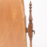 Well-Crafted Walnut Dressing Table Mirror In the style of Sir Robert Lorimer - Thumbnail 23