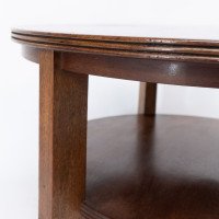 Gordon Russell. A gunstock figured walnut coffee table on gunstock shaped legs - Thumbnail 11