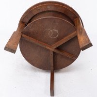 Gordon Russell. A gunstock figured walnut coffee table on gunstock shaped legs - Thumbnail 15