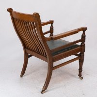 James Peddle Attributed, Aesthetic Movement Oak Armchair with Serpentine Shaped Back - Thumbnail 19