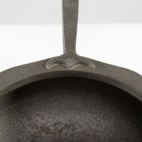 English Art Deco Hand-hammered Fruit Bowl or Centrepiece with Extending Handles - Thumbnail 11