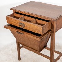 A Good Quality Glasgow-Style Arts & Crafts Oak Needlework Box - Thumbnail 11