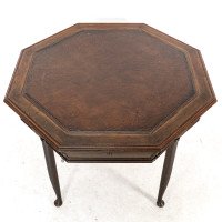 Continental Walnut Octagonal Center Table in the Manner of Henry Van Der Velde - Thumbnail 8