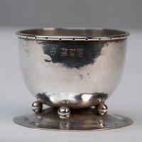 C. R. Ashbee GOH. A Rare Pair of Arts & Crafts Handcrafted Hammered Silver Salts - Thumbnail 12