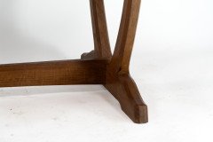 Edward Barnsley. A Cotswold School Arts & Crafts oak coffee table with U shaped base. - Thumbnail 15