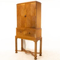 Charles Spooner Arts & Crafts Oak Secretaire Cabinet with Serpentine Stretchers - Thumbnail 3