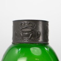 Osiris Pewter. A Pair of Art Nouveau Pewter & Green Glass Vases with Frog Decor - Thumbnail 9