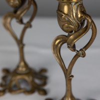 A Nice Quality Pair of English Art Nouveau Candlesticks with Flowing Organic Decor - Thumbnail 8