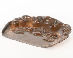 Beldray. An Arts & Crafts Copper Crumb Tray with Impressed Floral Decoration - Thumbnail 2