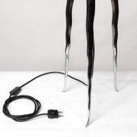 Gerald Thurston In the style of a Mid-Century Tripod Polished Steel Table Lamp - Thumbnail 19