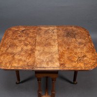 Charles Bevan for Marsh & Jones, Gothic Revival Burr Walnut Sutherland Table. - Thumbnail 12