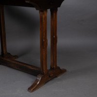 Cotswold-style Oak Refectory Table with Carved Chevron Detailing - Thumbnail 11