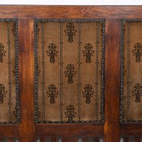 Baillie Scott, Style of. Arts & Crafts Glasgow School Oak Settle with Original Fabric - Thumbnail 6