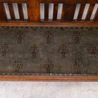 Baillie Scott, Style of. Arts & Crafts Glasgow School Oak Settle with Original Fabric - Thumbnail 11