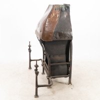 An Arts & Crafts Hand-forged Iron & Copper Fireplace In the style of Baillie Scott - Thumbnail 4