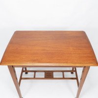Arts & Crafts Glasgow School Walnut Side Table W. Moulded Subtly Curving Edge - Thumbnail 9