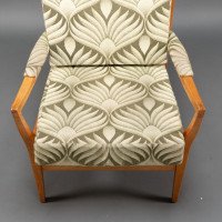 A Pair of Mid-Century Beech Armchairs with Outswept Arms - Thumbnail 11