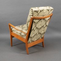A Pair of Mid-Century Beech Armchairs with Outswept Arms - Thumbnail 18