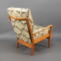 A Pair of Mid-Century Beech Armchairs with Outswept Arms - Thumbnail 20