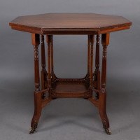 Gregory & Co. Aesthetic Movement walnut centre or side table - Thumbnail 6