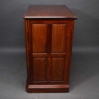 Morris & Co., Arts & Crafts Walnut Chest of Drawers with Finely Cast Handles - Thumbnail 6