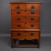 Ambrose Heal Rare Mansfield Oak Chest of Drawers with Iron Heart Escutcheons - Thumbnail 3