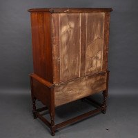 Ambrose Heal Rare Mansfield Oak Chest of Drawers with Iron Heart Escutcheons - Thumbnail 18
