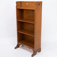 Liberty & Co. Attributed, an Arts & Crafts Oak Bookcase with Stylized Heart Cut-outs - Thumbnail 3