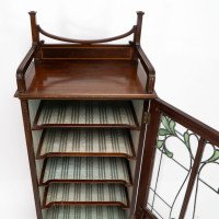 A Petite Arts & Crafts Mahogany Display Cabinet in the Anglo-Japanese Style - Thumbnail 12