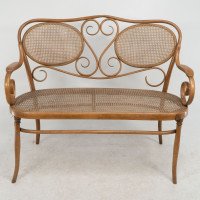Thonet, Vienna Secession beech bentwood settee with caned seat and back - Thumbnail 2