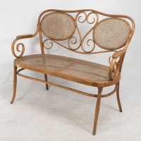 Thonet, Vienna Secession beech bentwood settee with caned seat and back - Thumbnail 3