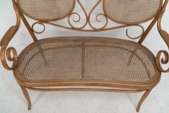 Thonet, Vienna Secession beech bentwood settee with caned seat and back - Thumbnail 9