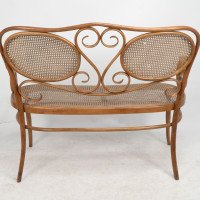 Thonet, Vienna Secession beech bentwood settee with caned seat and back - Thumbnail 17