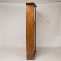 Shapland & Petter Attributed, Arts & Crafts Oak Hall Cupboard with Flaring Cornice - Thumbnail 5