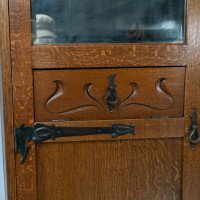 Shapland & Petter Attributed, Arts & Crafts Oak Hall Cupboard with Flaring Cornice - Thumbnail 10