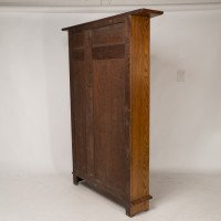 Shapland & Petter Attributed, Arts & Crafts Oak Hall Cupboard with Flaring Cornice - Thumbnail 20
