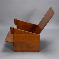 Gerard Rietveld style of. A modernist oak armchair with turned hand rests - Thumbnail 4