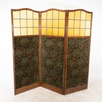 Liberty & Co. Attributed, a good three fold screen - Thumbnail 1