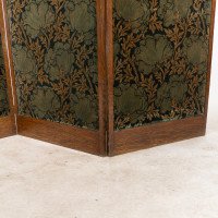 Liberty & Co. Attributed, a good three fold screen - Thumbnail 11