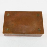 Birmingham Guild of Handicraft. An Arts & Crafts Four Piece Hand-hammered Dressing Table or Desk Set - Thumbnail 15