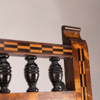 Shapland & Petter attri. M H Baillie Scott style of. An Arts & Crafts oak mirror with chequer Inlays - Thumbnail 4