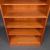 Mid-Century, Teak Bookshelves with Five Adjustable Shelves (c.1960) - Thumbnail 8