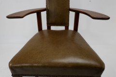 George Walton. An Arts & Crafts Glasgow School Oak 'Abingdon' Armchair - Thumbnail 10