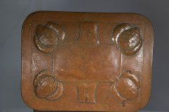 Margaret Gilmour, attributed. Scottish Arts & Crafts Brass Coal Box with Thistle Detail - Thumbnail 10