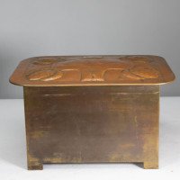 Margaret Gilmour, attributed. Scottish Arts & Crafts Brass Coal Box with Thistle Detail - Thumbnail 15