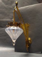 W. A. S. Benson. Rare pair of brass wall lights with the original Powell flint shades - Thumbnail 9