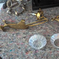 W. A. S. Benson. Rare pair of brass wall lights with the original Powell flint shades - Thumbnail 18