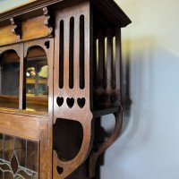 Liberty and Co attributed. Arts and Crafts Glazed Oak Bookcase. - Thumbnail 7
