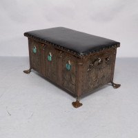 Jesson Birkett, attributed, Arts & Crafts Copper Fireside Log Box and Seat - Thumbnail 2