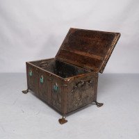 Jesson Birkett, attributed, Arts & Crafts Copper Fireside Log Box and Seat - Thumbnail 3